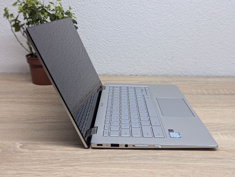 Ноутбук Asus Chromebook Flip C434T: 14 Full HD сенсорний Intel Core m3-8100Y,8 GB DDR3, SSD 64Gb Asus174 фото