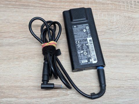 Дорожній блок живлення HP 65W,19.5V,3.33A, 4.5 мм &times; 3.0 мм Б/В