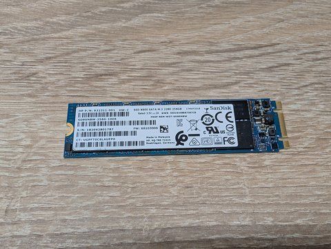 SSD SanDisk X600 256Gb M.2 2280 SATA III Життя 99% Б/В