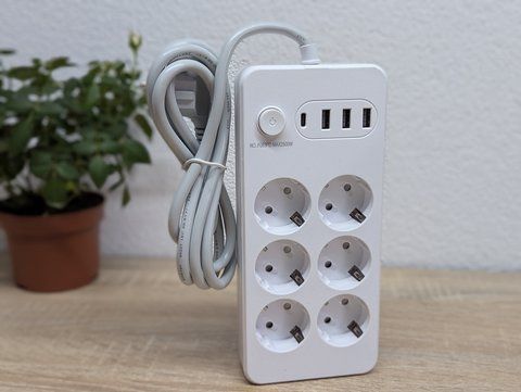 Новий Мережевий фільтр-подовжувач GD 3000W