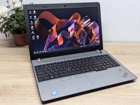 Ноутбук Lenovo ThinkPad E570: 15.6, Intel Core i3-7100U,8 GB DDR4,SSD 128Gb Б/В