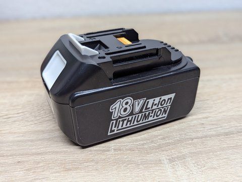 Новий Літій-іонний акумулятор MT1850 18V 90Wh