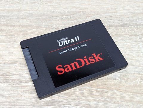 SSD SanDisk SanDisk Ultra II&nbsp;120 ГБ SDSSDHI Б/В
