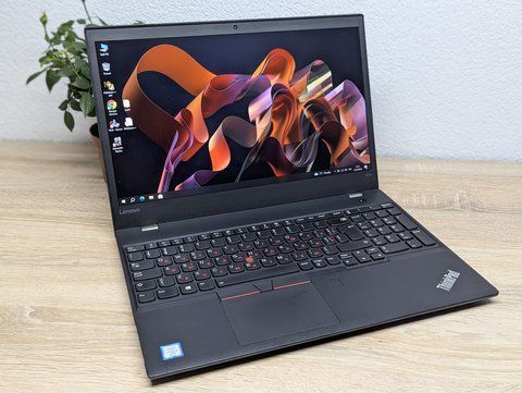 Ноутбук Lenovo ThinkPad T570:15.6 Full HD,Intel Core i5-7300U,8 GB DDR4,Intel HD Graphics,SSD 128 Б/В