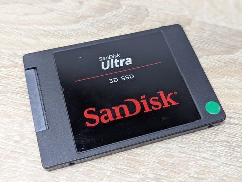 SSD SanDisk Ultra 3D 250Gb 2.5" Б/В
