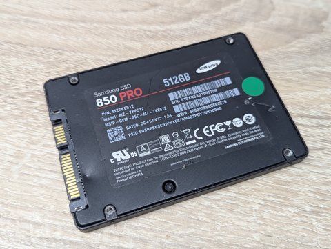 SSD Samsung 850 PRO 512 ГБ 2.5" Б/В
