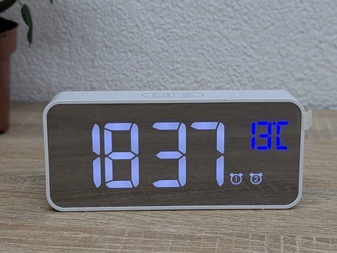 Новий Цифровий LED-будильник HOMVILLA 8808