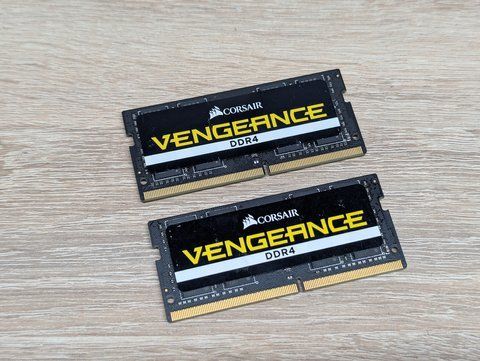 Оперативна пам'ять комплект Corsair Vengeance 32GB DDR4 SODIMM 2666 МГц Б/В