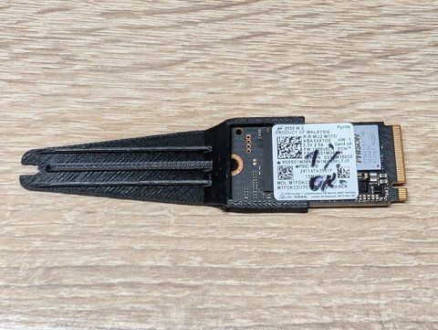 SSD Micron Pyrite 2550 1Tb M.2 NVMe 2242-2280 Життя 99% Б/В