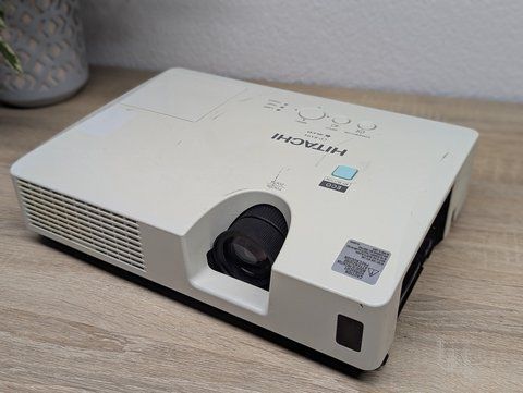 Проектор HITACHI CP-RX94