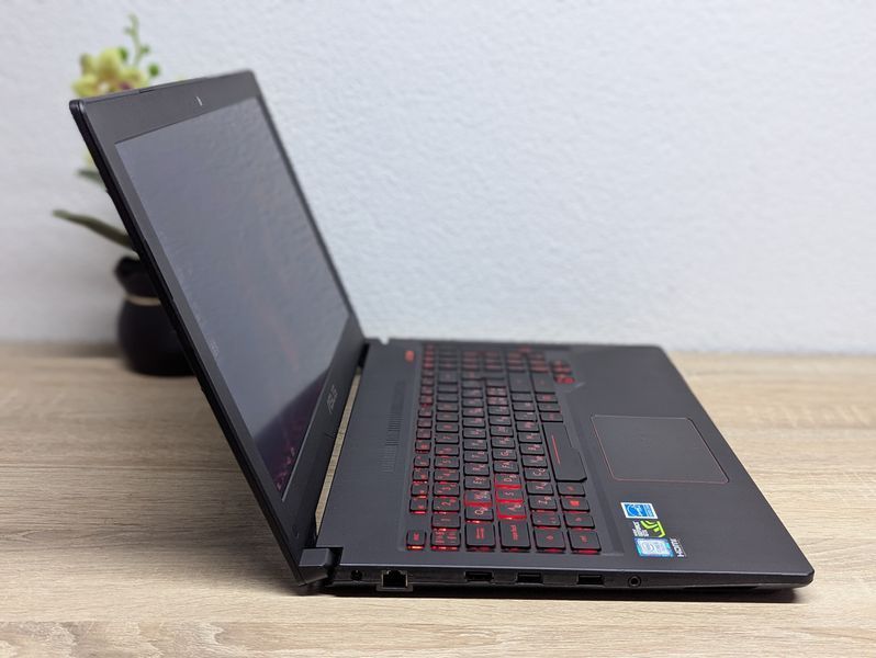 Ноутбук Б\B Asus FX503V:14 Full HD, Intel Core i5-7300HQ,16 GB DDR4, GeForce GTX 1050 2GB,SSD 256Gb+HDD 500Gb Asus184 фото