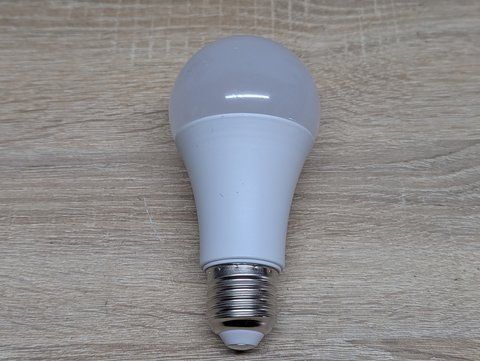 Новий Cвітлодіодна лампа (LED BULB) тип A60 E27 15W