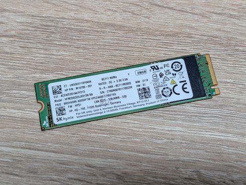 SSD SK hynix BC711 256GB NVMe M.2 2280 Життя 99% Б/В