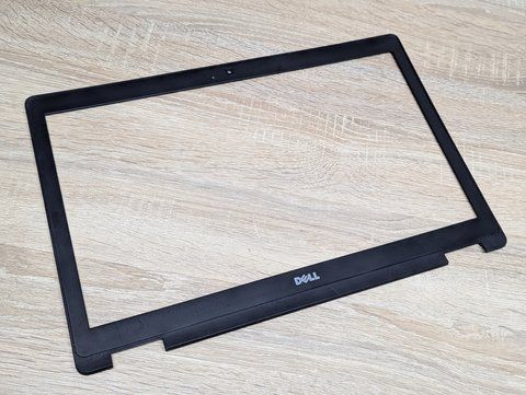 Рамка матриці ноутбука Dell Latitude 5580\5590\5591,Dell Precision 3520\3530 Б/В