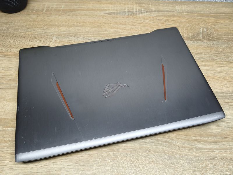 Ноутбук Б/В Asus Strix ROG GL702V:17 Full HD Intel Core i7-7700HQ 16 GB DDR4 NVIDIA GeForce GTX 1070 4Gb SSD 256Gb+HDD 1Tb Asus187 фото