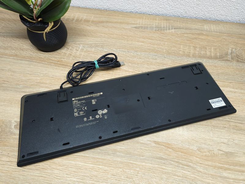 Дротова клавіатура Fujitsu KB410 K Б/В