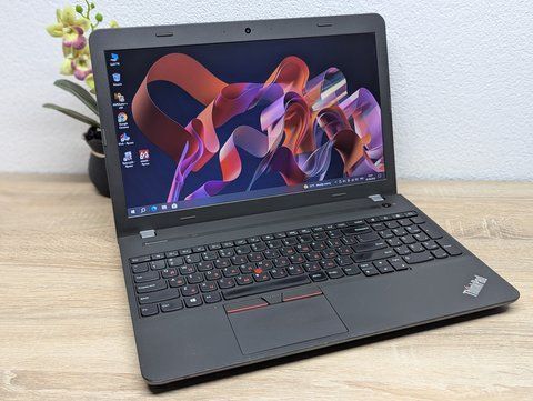 Ноутбук Lenovo E550: 15.6, Intel Core i3-5005U, 8 GB DDR3, Intel HD Graphics, SSD 128Gb Б/В